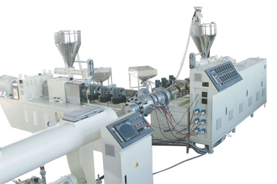 PVC pipe manufacturing machine